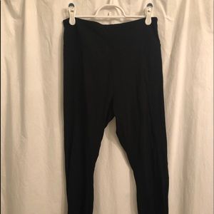 Wild and Fable black leggings